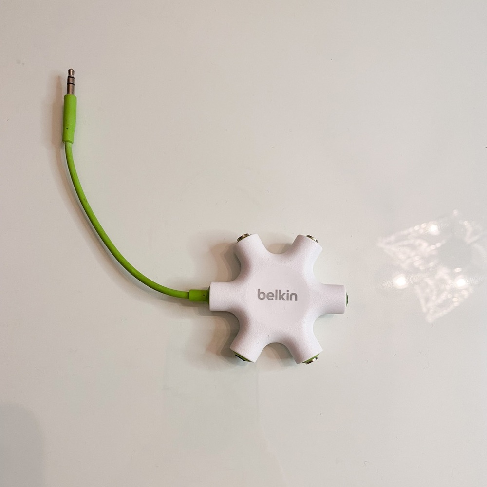 Belkin headphone splitter